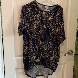 NWT lularoe Irma top